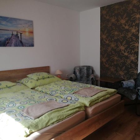 Anita Apartman Bük Eksteriør billede